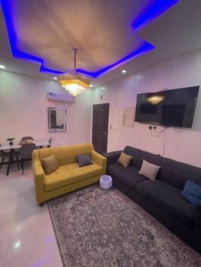 Gorgeous 2 bedrooms- near the airport